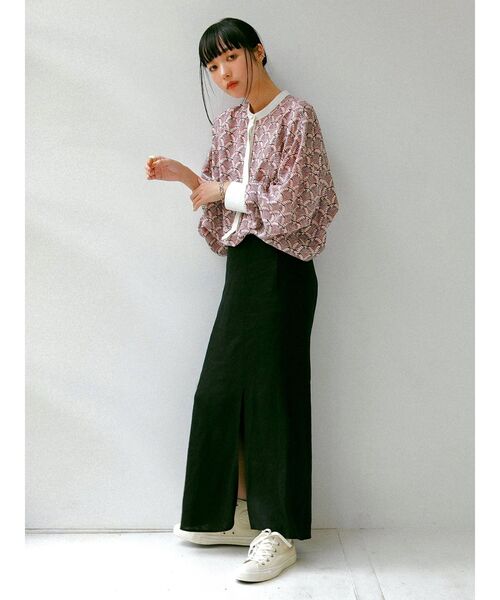 Ungrid（アングリッド）の「スリットフレアスカート（スカート・レディース・ブラック/アイボリー/ブルー・FREE）」の15枚目の写真