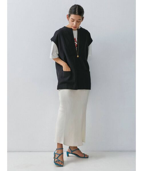 Ungrid（アングリッド）の「スリットフレアスカート（スカート・レディース・ブラック/アイボリー/ブルー・FREE）」の5枚目の写真