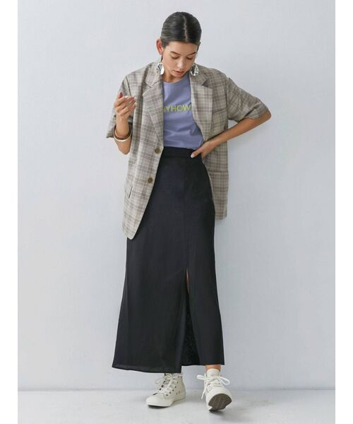 Ungrid（アングリッド）の「スリットフレアスカート（スカート・レディース・ブラック/アイボリー/ブルー・FREE）」の16枚目の写真