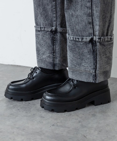 RASVOA(ラスボア)の「ローカットモックシューズ(モカシン/デッキシューズ・レディース・ブラック・M/L)」の3枚目の写真