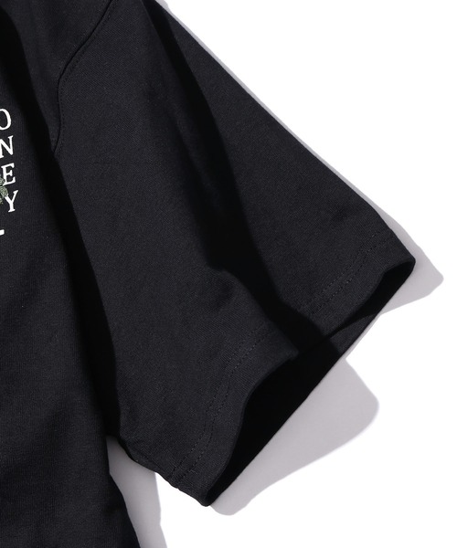 M.E.D.M（エムイーディーエム）の「M.E.D.M/エムイーディーエム MEDM Flowers Tee / MEDM Tシャツ（Tシャツ/カットソー・メンズ・ホワイト/ブラック・M/L/XL）」の22枚目の写真