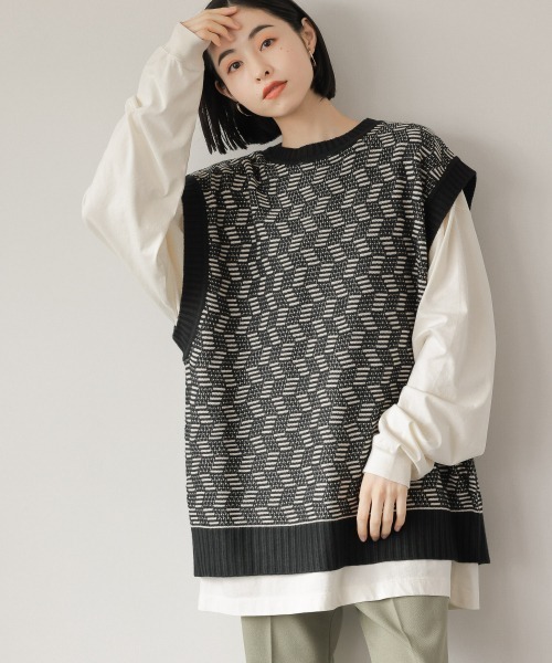 LOWRYS FARM（ローリーズファーム）の「２ＷＡＹＢＩＧＪＱＤベスト　214935（ベスト・レディース・アイボリー/ブラック/グリーン・FREE）」の15枚目の写真