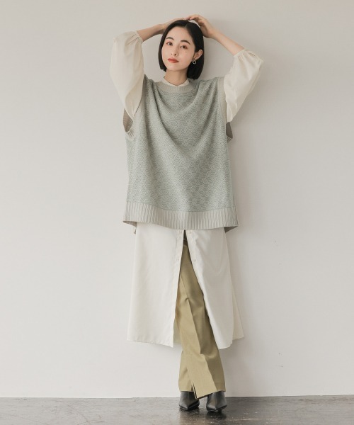 LOWRYS FARM（ローリーズファーム）の「２ＷＡＹＢＩＧＪＱＤベスト　214935（ベスト・レディース・アイボリー/ブラック/グリーン・FREE）」の8枚目の写真