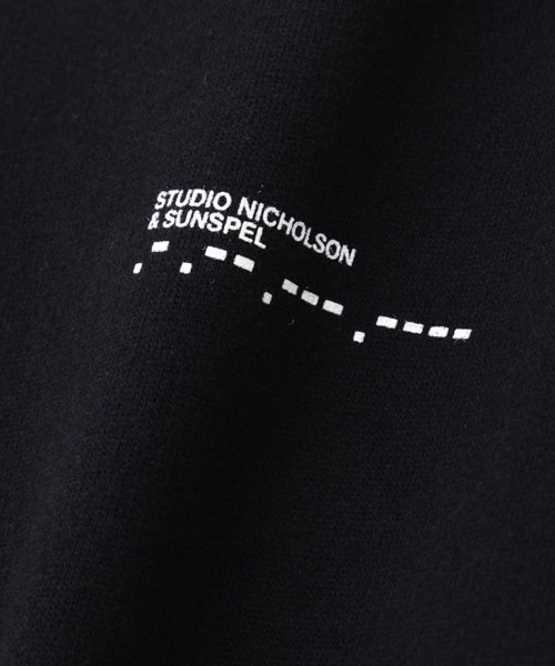 STUDIO NICHOLSON(スタジオニコルソン)の「【Sunspel and Studio Nicholson】MEN’S COTTON FLEECEBACK(Tシャツ/カットソー・メンズ・アイボリー/ブラック・LARGE/MEDIUM/SMALL/XS)」の9枚目の写真