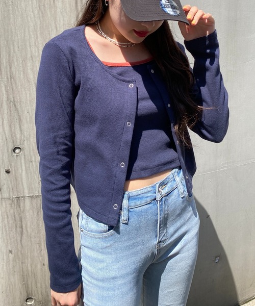 SPINNS(スピンズ)の「【セットアイテム】キャミソール+長袖カーディガン(カーディガン/ボレロ・レディース・ブラック/ネイビー/オレンジ/グリーン・ONESIZE)」の1枚目の写真