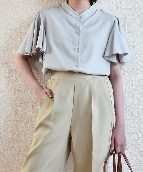 Coo+i（クーイ）の「フレア スリーブ ブラウス（シャツ/ブラウス・レディース・ホワイト/ブラック/ベージュ/ネイビー/グレー/ピンク/ブルー/ホワイト系その他/ブラック系その他/ホワイト系その他2/ブラック系その他2・M/L）」の8枚目の写真