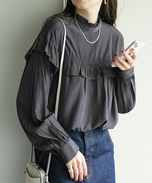 【WEB限定】フリル長袖ブラウス