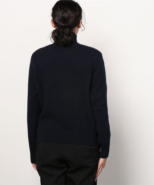 Maison Kitsune（メゾンキツネ）の「BABY FOX PATCH BOXY