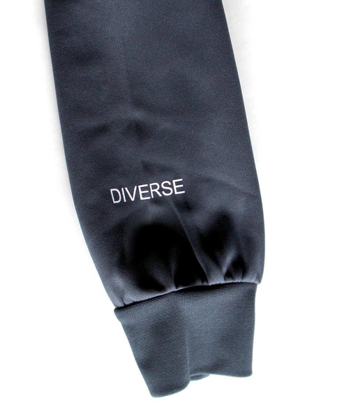 THE CASUAL（カジュアル）の「セットアップ クルーネック スウェット ジョガー パンツ キッズ（スウェット・キッズ・ブラック/オフホワイト/モカ/チャコール・120cm/140cm/130cm/160cm/110cm/150cm）」の14枚目の写真