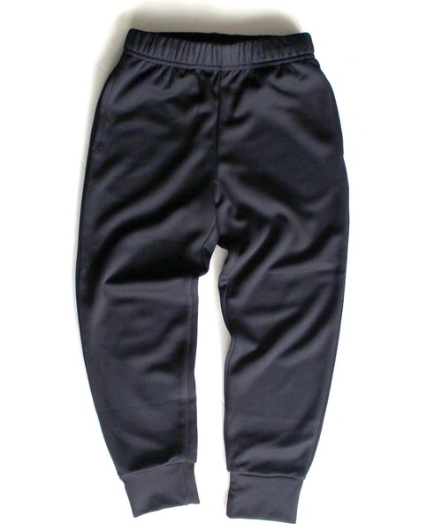 THE CASUAL（カジュアル）の「セットアップ クルーネック スウェット ジョガー パンツ キッズ（スウェット・キッズ・ブラック/オフホワイト/モカ/チャコール・120cm/140cm/130cm/160cm/110cm/150cm）」の15枚目の写真