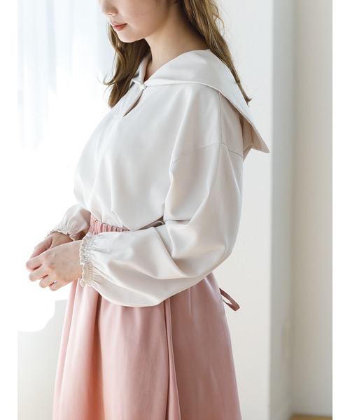 SLURR(スラ―)の「【大きいサイズ】セーラーカラーオーバーブラウス(シャツ/ブラウス・レディース・ベージュ/オフホワイト・L)」の7枚目の写真