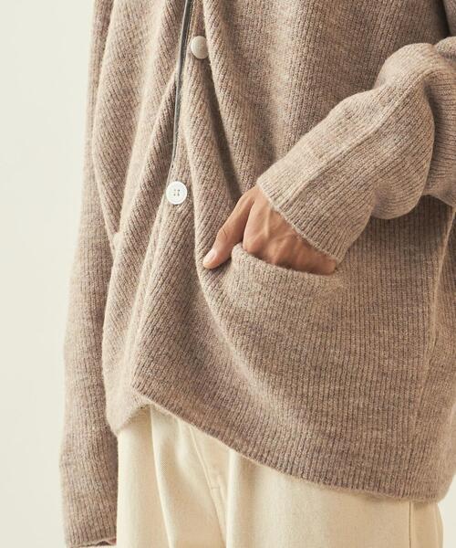 info. BEAUTY&YOUTH(インフォビューティアンドユース)の「【WEB限定】<info. BEAUTY&YOUTH> シャギー パイピング カーディガン(カーディガン/ボレロ・メンズ・ネイビー/ベージュ/ケリー・S/M/L)」の5枚目の写真