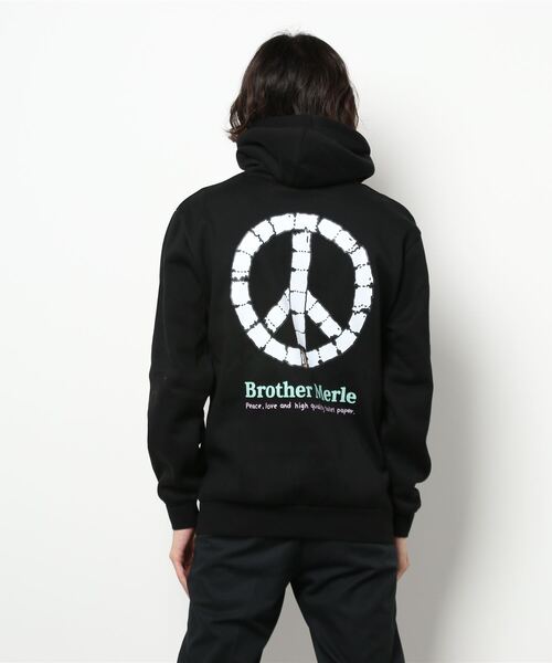 BROTHER MERLE（ブラザー マール）の「Peace and TP Hooded Pullover/BROTHER MERLE(ブラザーマール)バックプリントプルオーバーパーカー（パーカー・メンズ・ブラック/バーガンディー・SMALL/MEDIUM/LARGE/X-LARGE）」の4枚目の写真