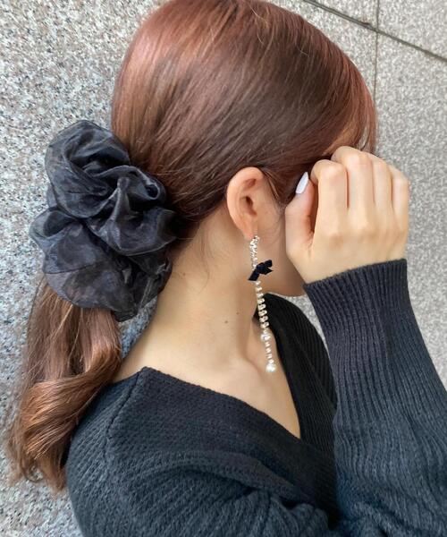 INGNI（イング）の「BIGオーガンジーシュシュ（シュシュ・レディース・ブラック/ベージュ/カーキ/ピンク/アイボリー・ONE SIZE）」の9枚目の写真