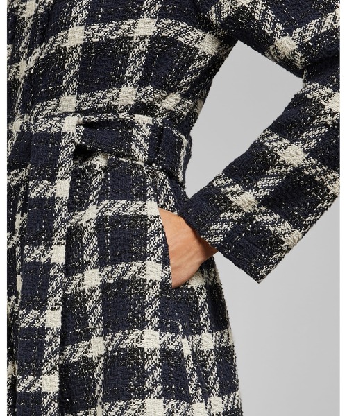 Ted Baker(テッドベーカー)の「KARYNET ミディアム丈 ブークレ チェックコート(ステンカラーコート・レディース・ダークブルー・0/2/1/3)」の6枚目の写真