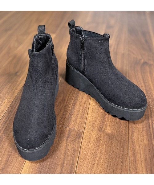 Elvis Luce（エルビスルーチェ）の「ElvisLuce(エルビスルーチェ) シャークソール厚底サイドゴア ブーツ（ブーツ・レディース・ブラック/ブラック系その他・L/LL/S/M）」の7枚目の写真