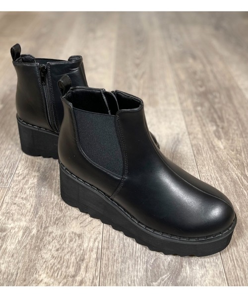 Elvis Luce（エルビスルーチェ）の「ElvisLuce(エルビスルーチェ) シャークソール厚底サイドゴア ブーツ（ブーツ・レディース・ブラック/ブラック系その他・L/LL/S/M）」の22枚目の写真