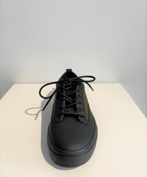MAISON MAVERICK PRESENTS（メゾンマベリックプレゼンツ）の「MAISON MAVERICK PRESENTS（メゾン・マベリック・プレゼンツ）M2097/ローカットスニーカー/ゴアテックス（スニーカー・レディース・ブラック/カーキ・23/24/22.5/24.5/23.5）」の4枚目の写真