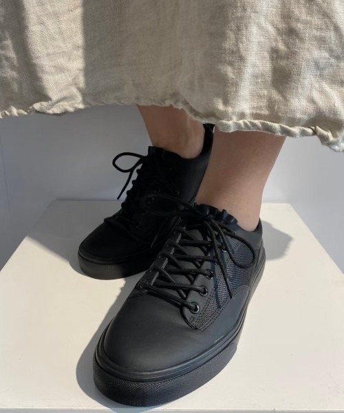 MAISON MAVERICK PRESENTS（メゾンマベリックプレゼンツ）の「MAISON MAVERICK PRESENTS（メゾン・マベリック・プレゼンツ）M2097/ローカットスニーカー/ゴアテックス（スニーカー・レディース・ブラック/カーキ・23/24/22.5/24.5/23.5）」の14枚目の写真