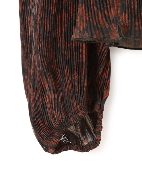 GANNI（ガニー）の「【GANNI】Pleated Georgette Blouse（シャツ/ブラウス・レディース・ブラウン・36）」の7枚目の写真