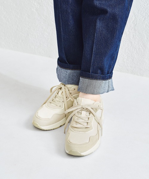 ORTR（オーアールティーアール）の「厚底エアスニーカー OT3717（スニーカー・レディース・ホワイト/ブラック・40/38/35/36/37/39）」の12枚目の写真