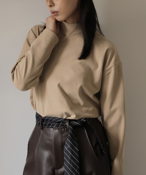 Ulysses（ユリシス）の「ハイネックシンプルカットソー（Tシャツ/カットソー・レディース・ホワイト/ブラック/グレー/ベージュ/ブラウン/ライトブラウン/ネイビー/ホワイト系その他/ブラック系その他・S/M/L）」の7枚目の写真