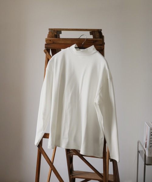Ulysses（ユリシス）の「ハイネックシンプルカットソー（Tシャツ/カットソー・レディース・ホワイト/ブラック/グレー/ベージュ/ブラウン/ライトブラウン/ネイビー/ホワイト系その他/ブラック系その他・S/M/L）」の15枚目の写真