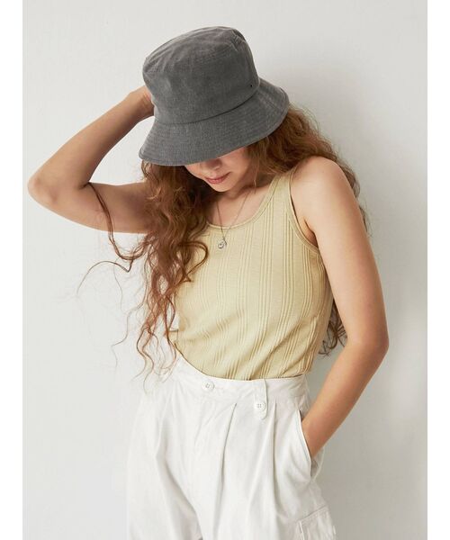 Ungrid(アングリッド)の「ランダムテレコタンクトップ(タンクトップ・レディース・オフホワイト/ブラック/ピンク/オレンジ/グリーン系その他/ブルー・FREE)」の12枚目の写真