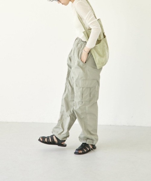 TODAYFUL(トゥデイフル)の「TODAYFUL(トゥデイフル) "Leather Belt Sandals"レザーベルトサンダル/12211001(サンダル・レディース・ブラック/ダークブラウン・38/36/37)」の19枚目の写真