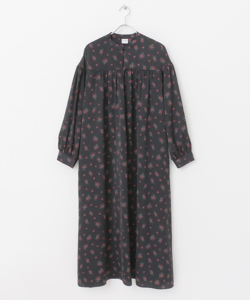 URBAN RESEARCH DOORS（アーバンリサーチドアーズ）の「フラワープリントワンピース（ワンピース・レディース・ブラック/ネイビー・ONE）」の10枚目の写真