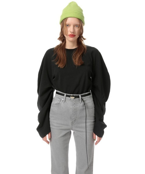 SLY(スライ)の「CURVE SLEEVE C N/CROP TOPS カーブスリーブ クルーネック トップス(Tシャツ/カットソー・レディース・ホワイト/ブラック/オレンジ・FREE)」の9枚目の写真