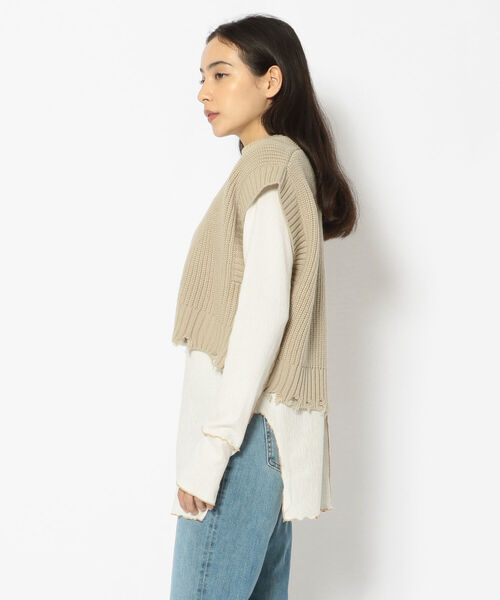 DROIT BELLO(ドロイトベロ)の「DROIT BELLO(ドロイトベロ)ショートタケバックスリットベスト(ベスト・レディース・ベージュ/ブラック・FREE)」の3枚目の写真