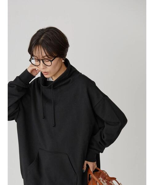 AMERICAN HOLIC（アメリカンホリック）の「ハイネックポケット付き裏毛プルオーバー（スウェット・レディース・ブラック/アイボリー/モカ・L/M）」の14枚目の写真