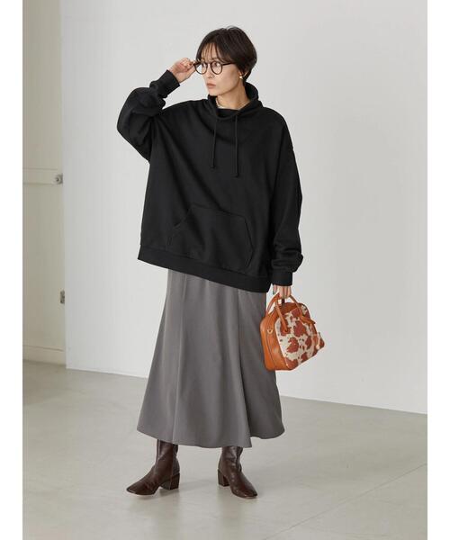 AMERICAN HOLIC（アメリカンホリック）の「ハイネックポケット付き裏毛プルオーバー（スウェット・レディース・ブラック/アイボリー/モカ・L/M）」の15枚目の写真