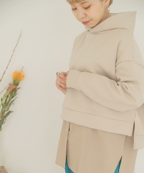 ITEMS URBANRESEARCH（アイテムズ アーバンリサーチ）の「ダンボールプルパーカー（パーカー・レディース・チャコールグレー/カーキ/アイボリー・FREE）」の6枚目の写真