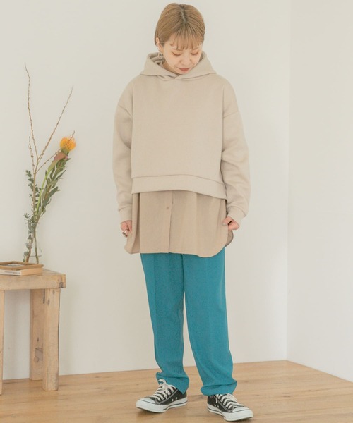 ITEMS URBANRESEARCH（アイテムズ アーバンリサーチ）の「ダンボールプルパーカー（パーカー・レディース・チャコールグレー/カーキ/アイボリー・FREE）」の9枚目の写真