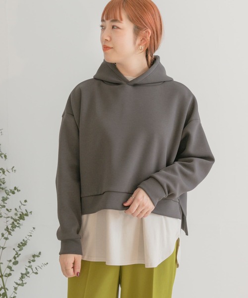 ITEMS URBANRESEARCH（アイテムズ アーバンリサーチ）の「ダンボールプルパーカー（パーカー・レディース・チャコールグレー/カーキ/アイボリー・FREE）」の11枚目の写真