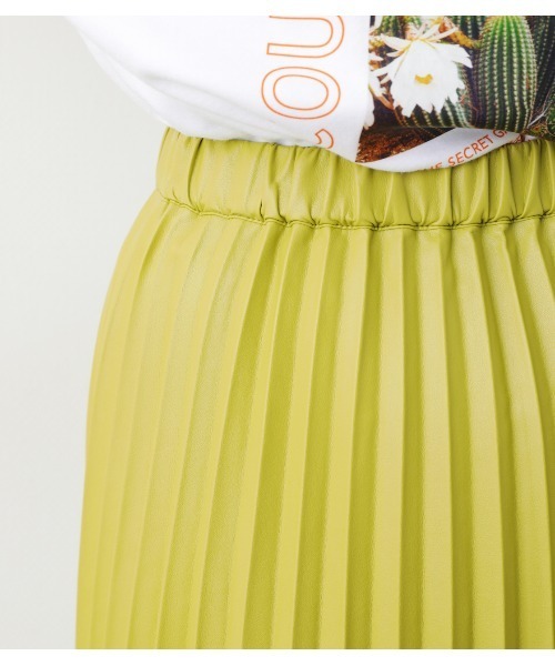 RODEO CROWNS WIDE BOWL（ロデオクラウンズワイドボウル）の「Fレザーカラープリーツスカート（スカート・レディース・アイボリー/ライトグリーン/ブラック・FREE）」の14枚目の写真