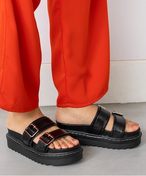 Casselini（キャセリーニ）の「Casselini(キャセリーニ)ダブルベルトミュール（サンダル・レディース・ブラック/レッド・S/M/L）」の2枚目の写真