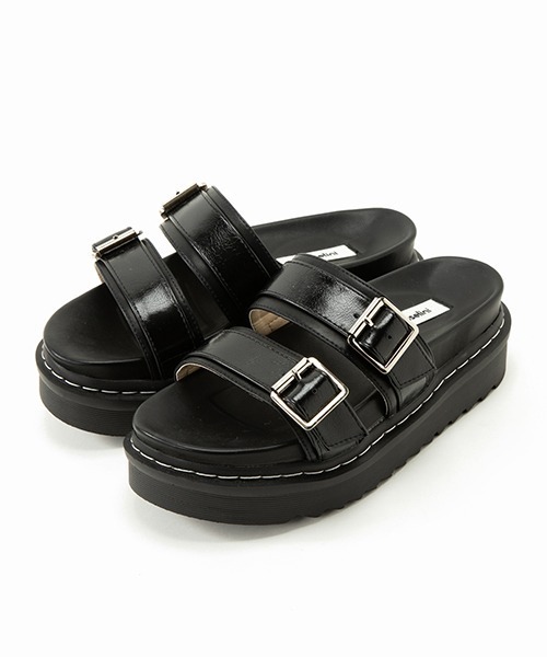 Casselini（キャセリーニ）の「Casselini(キャセリーニ)ダブルベルトミュール（サンダル・レディース・ブラック/レッド・S/M/L）」の3枚目の写真