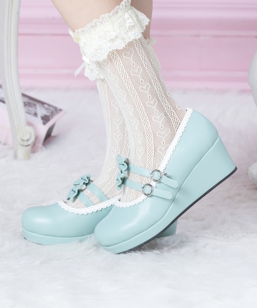 BODYLINE（ボディライン）の「リボンダブルストラップ ウェッジソールシューズ（パンプス・レディース・レッド/サックスブルー/ブラック×ホワイト/ブラック×ブラック/ホワイト×ピンク・24.0cm/22.5cm/23.5cm/24.5cm/23.0cm）」の20枚目の写真