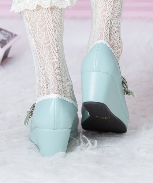 BODYLINE（ボディライン）の「リボンダブルストラップ ウェッジソールシューズ（パンプス・レディース・レッド/サックスブルー/ブラック×ホワイト/ブラック×ブラック/ホワイト×ピンク・24.0cm/22.5cm/23.5cm/24.5cm/23.0cm）」の21枚目の写真