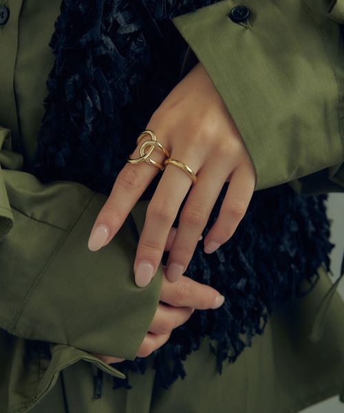 GOLDY(ゴールディ)の「ジオメトリック サークル クロス セット リング(リング・レディース・シルバー/ゴールド・FREE)」の14枚目の写真