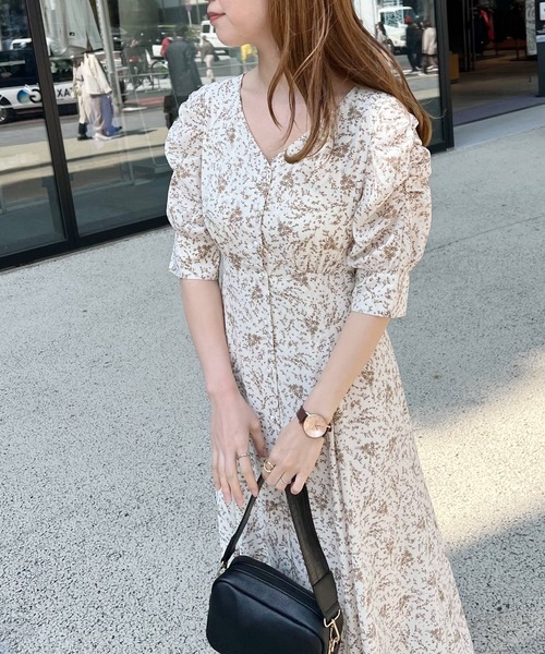 mysty woman（ミスティウーマン）の「袖コンシャスエンパイアワンピ 275295（ワンピース・レディース・アイボリー/グリーン系その他/ブラック/ブラック系/ベージュ/グリーン・FREE）」の8枚目の写真