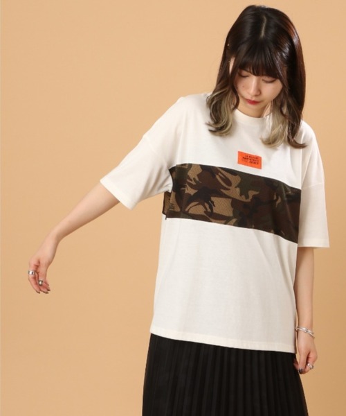 AVIREX(アヴィレックス)の「MESH PATTERN PRINTED T-SHIRT/ メッシュパターンプリントティーシャツ(Tシャツ/カットソー・レディース・オフホワイト/ブラック/ネイビー・FREE)」の7枚目の写真