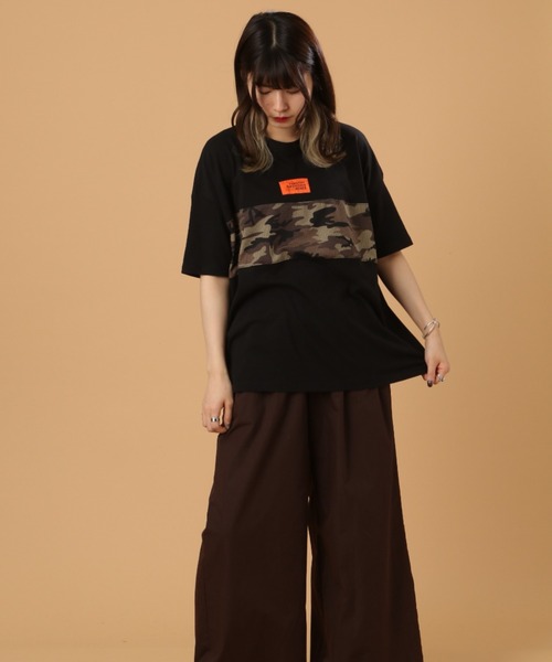 AVIREX(アヴィレックス)の「MESH PATTERN PRINTED T-SHIRT/ メッシュパターンプリントティーシャツ(Tシャツ/カットソー・レディース・オフホワイト/ブラック/ネイビー・FREE)」の12枚目の写真