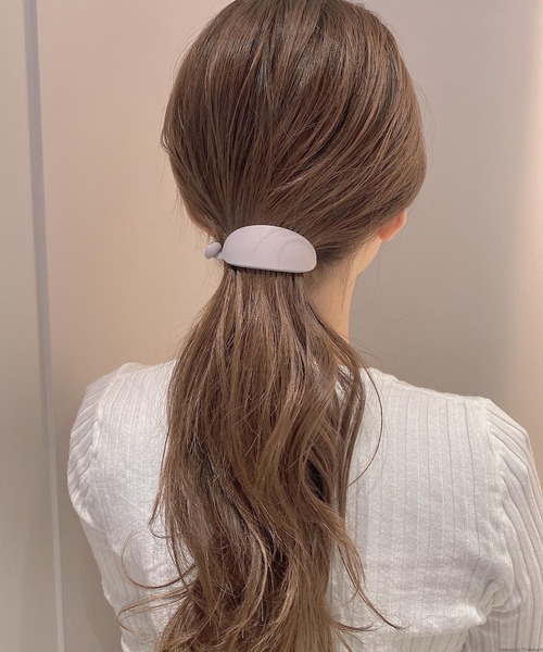 TONE SELECT GOODS(トーンセレクトグッズ)の「【pur chouchou】マットカラーラウンドヘアクリップ(バレッタ/ヘアクリップ・レディース・ブラウン/ベージュ/ブラック/グレー/レッド/ピンク/ネイビー/キャメル/その他4/その他1/その他2/その他3・FREE)」の3枚目の写真