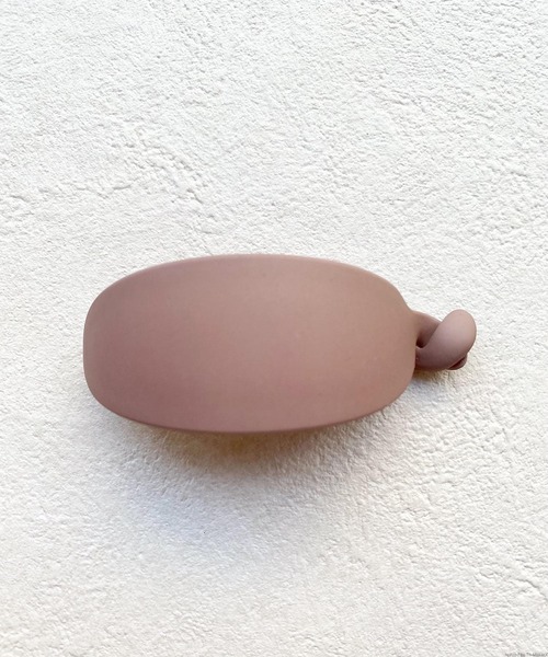 TONE SELECT GOODS(トーンセレクトグッズ)の「【pur chouchou】マットカラーラウンドヘアクリップ(バレッタ/ヘアクリップ・レディース・ブラウン/ベージュ/ブラック/グレー/レッド/ピンク/ネイビー/キャメル/その他4/その他1/その他2/その他3・FREE)」の17枚目の写真