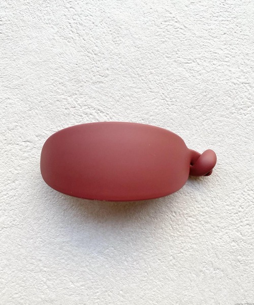 TONE SELECT GOODS(トーンセレクトグッズ)の「【pur chouchou】マットカラーラウンドヘアクリップ(バレッタ/ヘアクリップ・レディース・ブラウン/ベージュ/ブラック/グレー/レッド/ピンク/ネイビー/キャメル/その他4/その他1/その他2/その他3・FREE)」の16枚目の写真