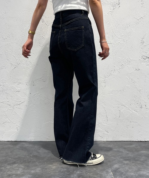 apres jour mignon（アプレジュールミニョン）の「カットオフデニムパンツ【ZOZOTOWN限定アイテム】（デニムパンツ・レディース・ブラック/ダークブルー/サックスブルー・MEDIUM/SMALL/LARGE/X-LARGE）」の20枚目の写真